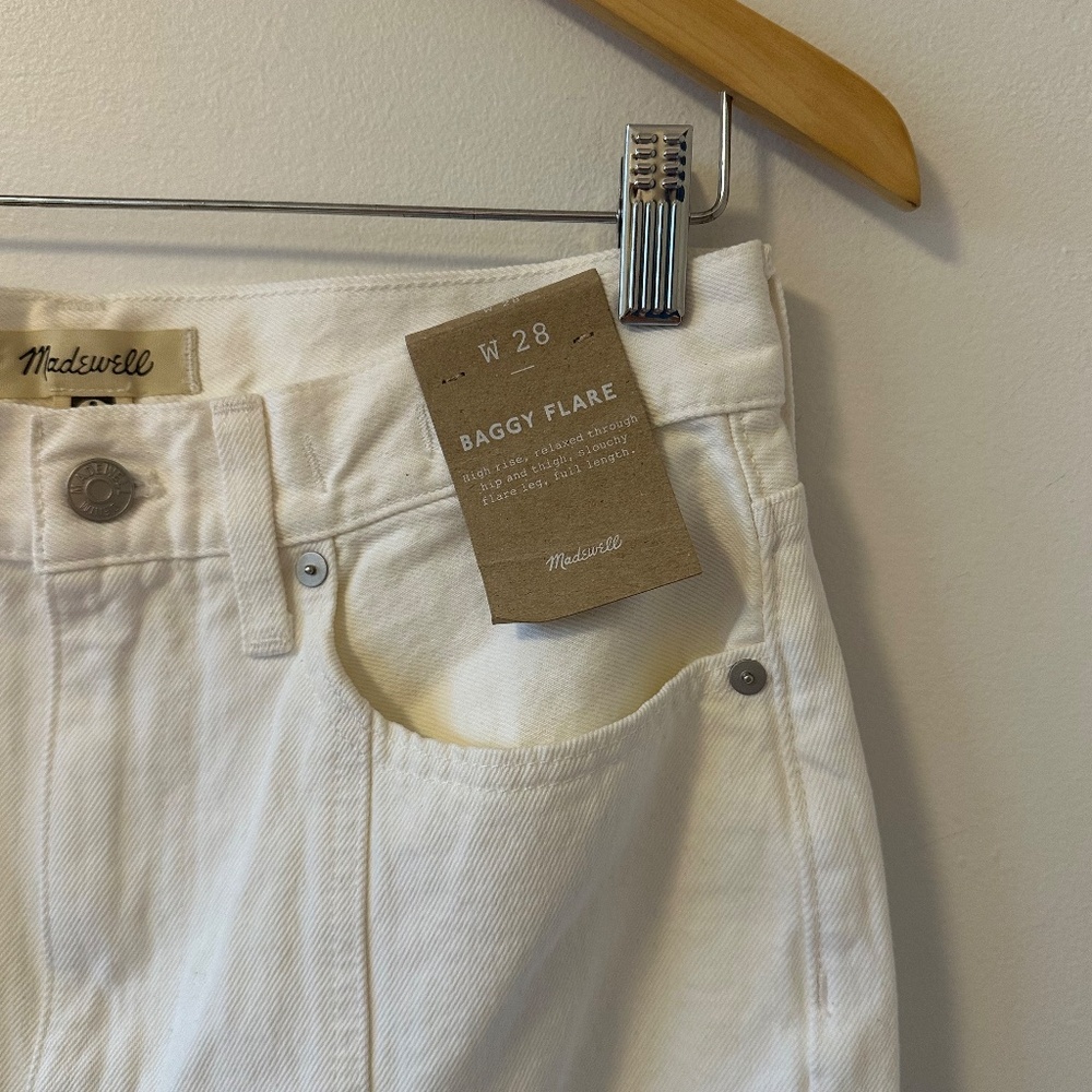 NWT Madewell White Baggy Flare Front Slit Jeans | Size 28 - Picture 7 of 16